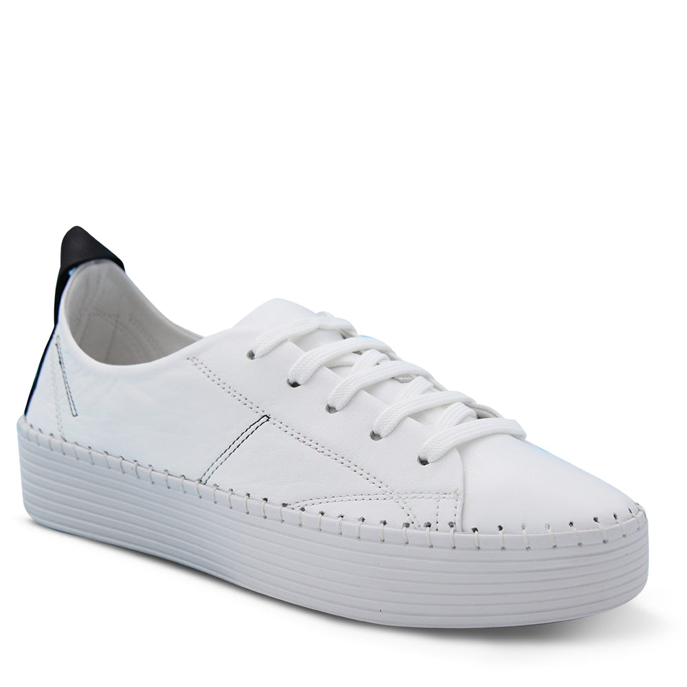 Bueno Sailor Women's Sneaker White