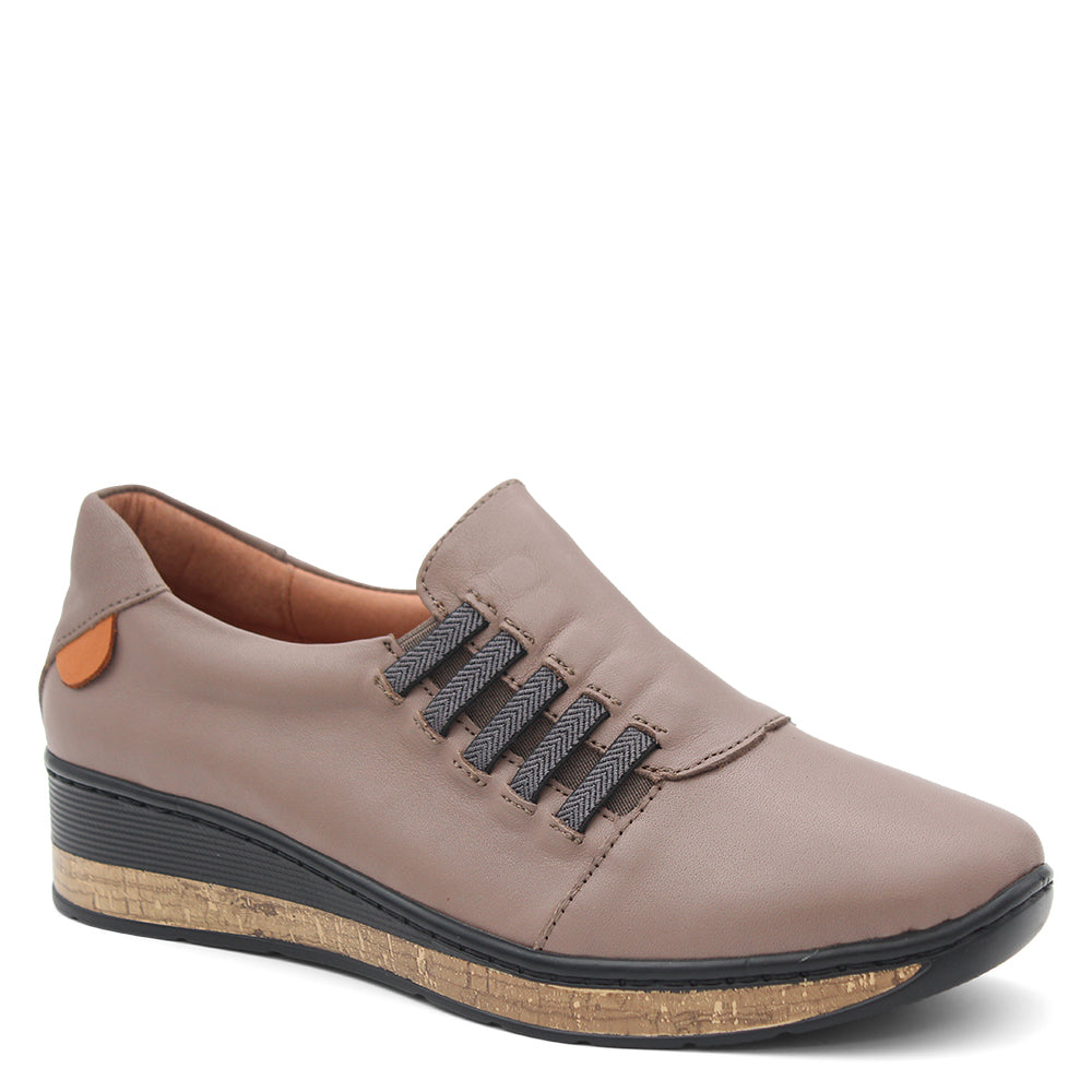Cassini Mavis Womens Slip On Casual Stone