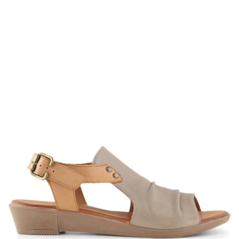 ALIAH FLAT SANDAL
