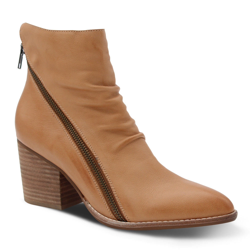 Django & Juliette Kopke Heel Boots Tan