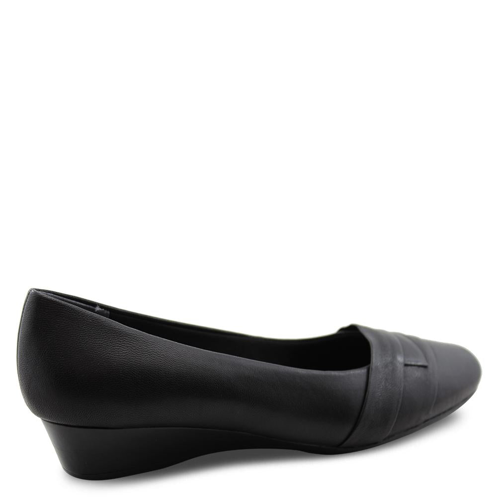 Diana Ferrari Renzo Black Womens Wedge