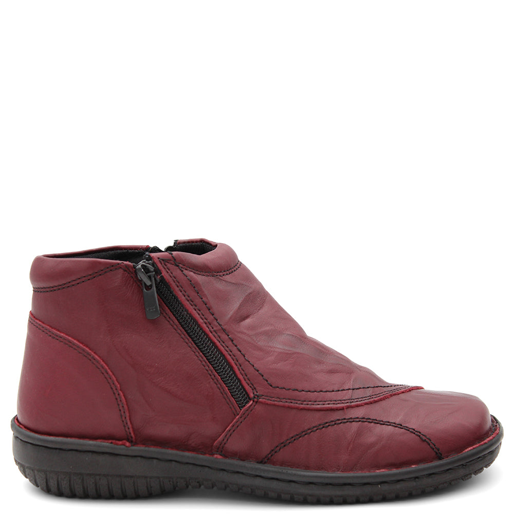 5250-27 WOMENS FLAT BOOT
