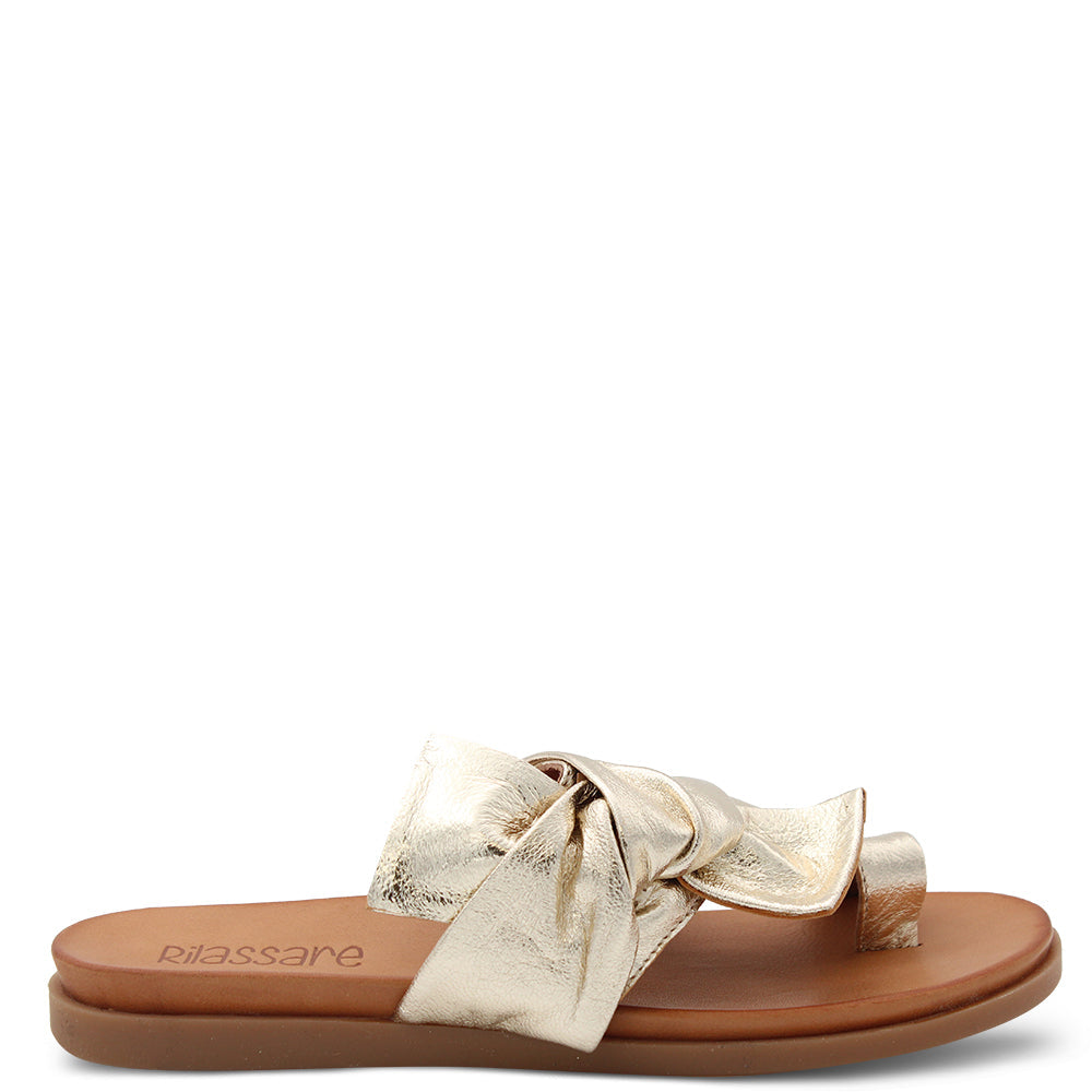 Rilassare Brie Women's Thong Sandals Gold