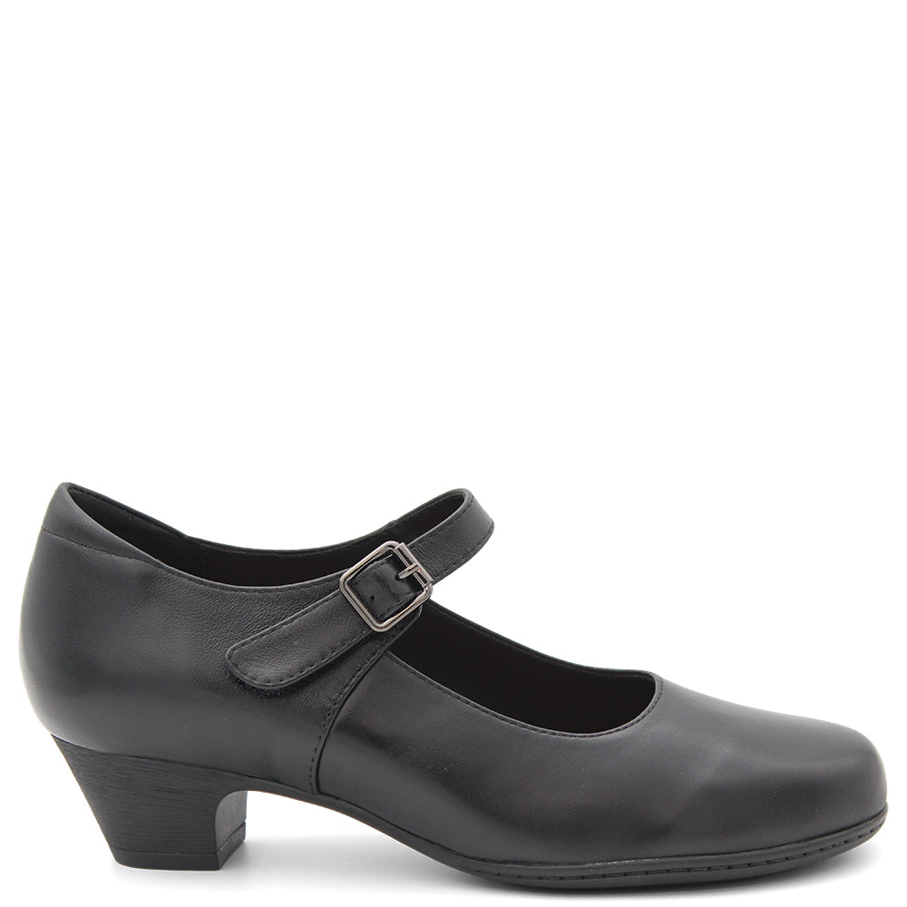 CBD CORP WOMEN'S LOW HEELS