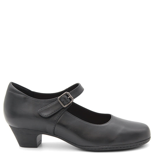 CBD CORP WOMEN'S LOW HEELS
