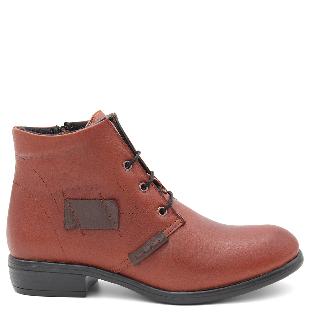CABELLO EXCEED WOMENS FLAT BOOT WHISKEY