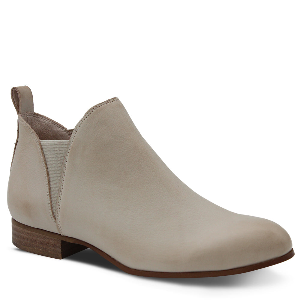 Django & Juliette Foe Women's Flat Boots Nude