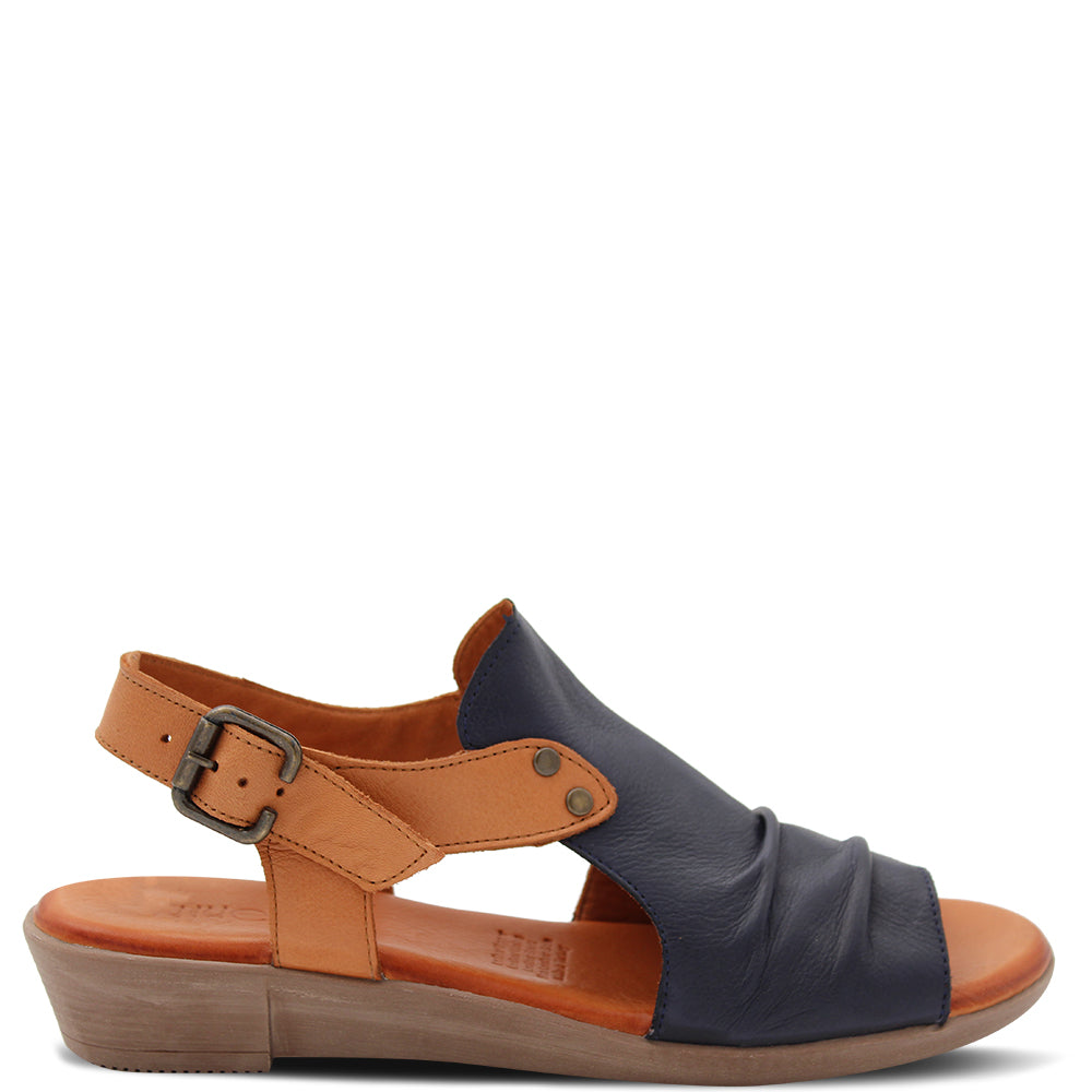 Bueno Aliah Women's Flat Sandal Navy
