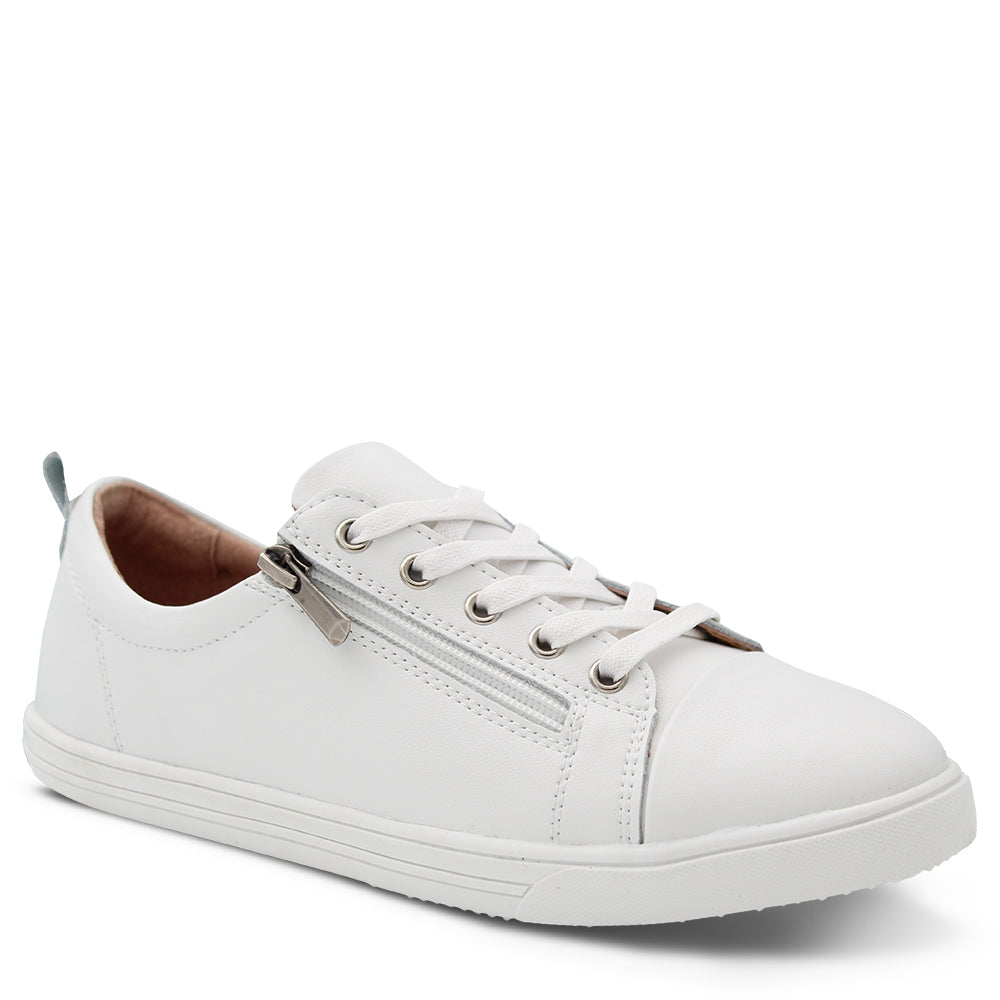 CC Resorts Kazoo Women's Sneaker white
