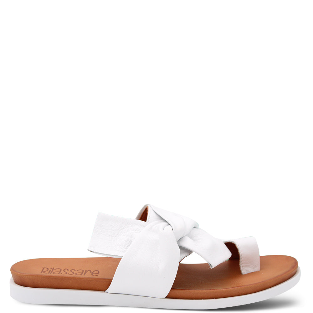 Rilassare Brie Women's Thong Sandals White