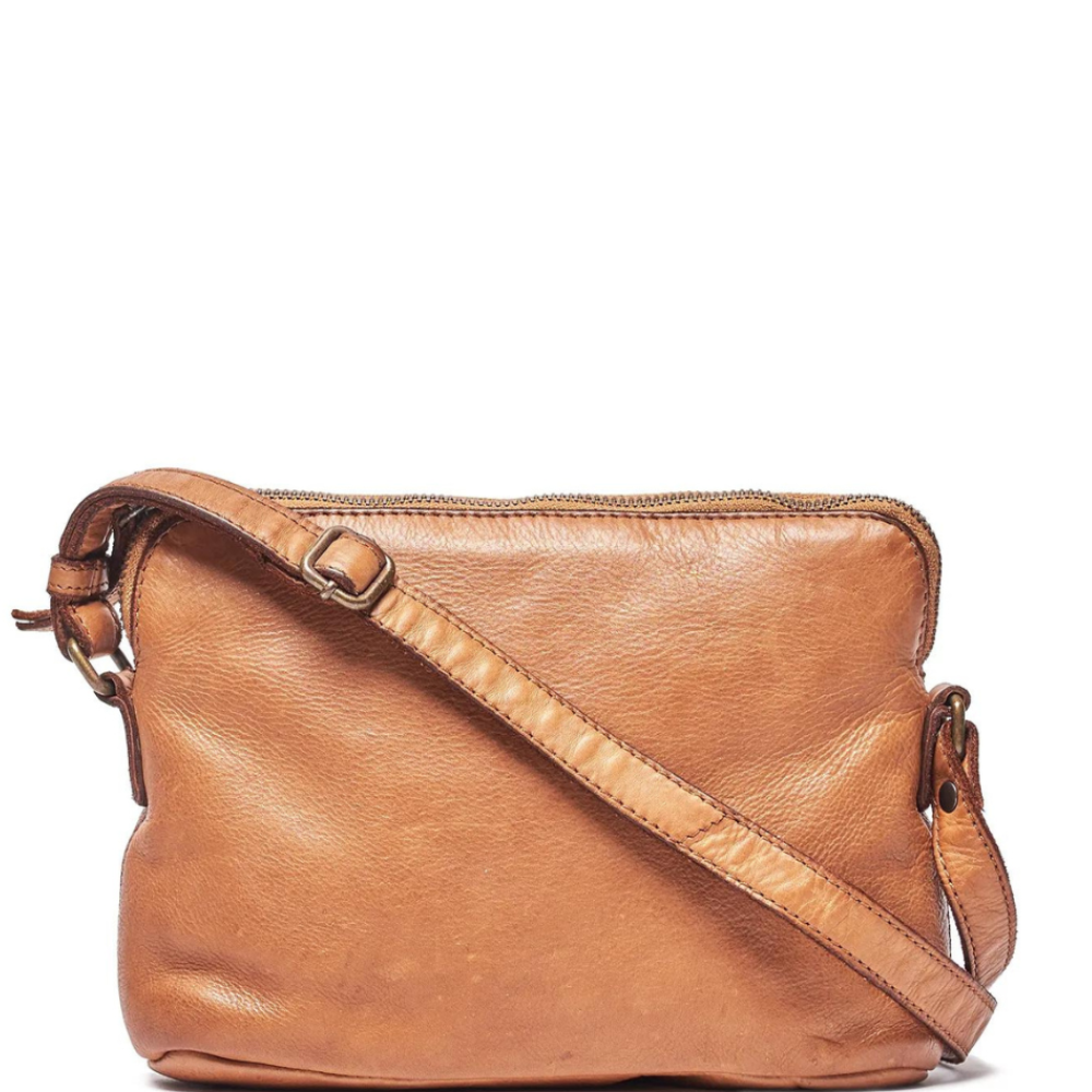 Oran rugged hide jillian womens leather handbag cognac