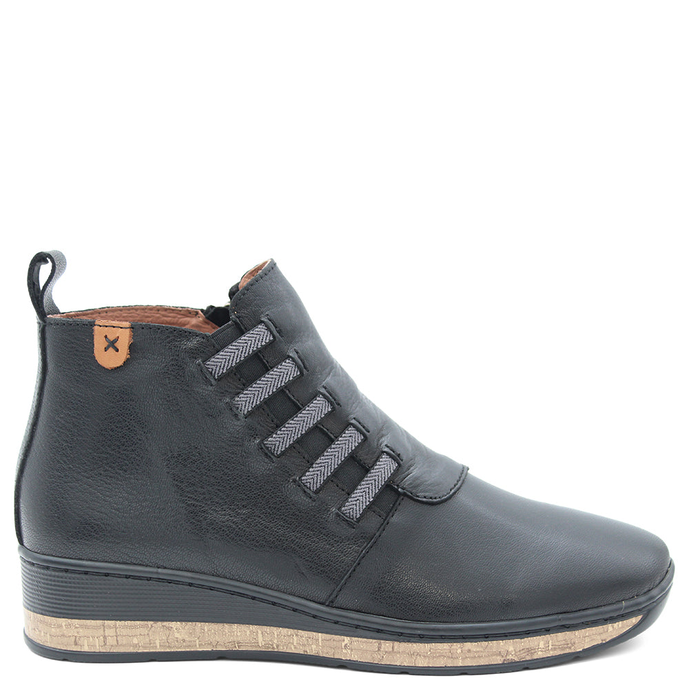Cassini Maddy Womens Wedge Boot Black
