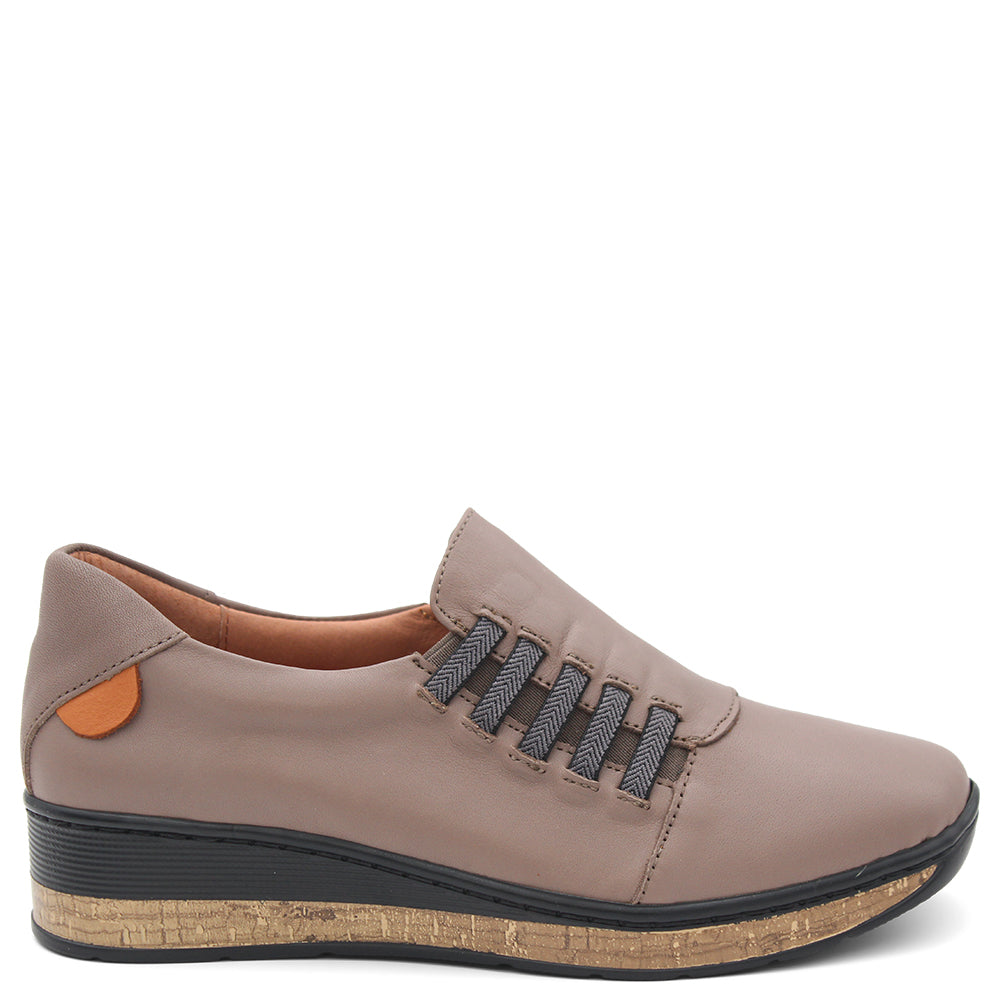 Cassini Mavis Womens Slip On Casual Stone