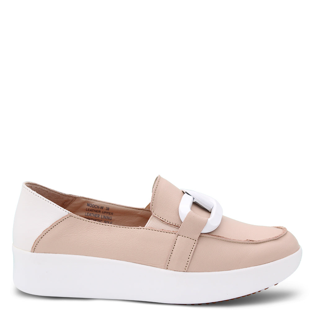 Alfie & Evie Mooch Women's Slip On Sneaker Naked
