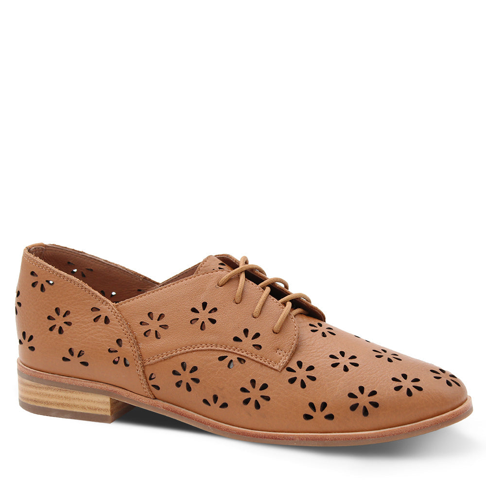 Mollini Quarlos Women's Flat Derby Style Shoes Tan