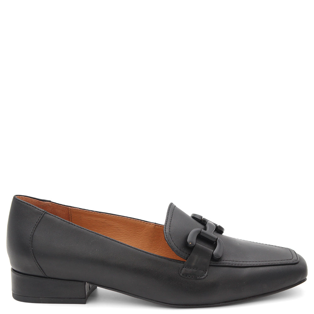 Bresley Remonde Womens Flat Court Shoe Black