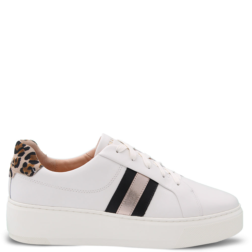 Frankie4 Riley Womens Sneakers