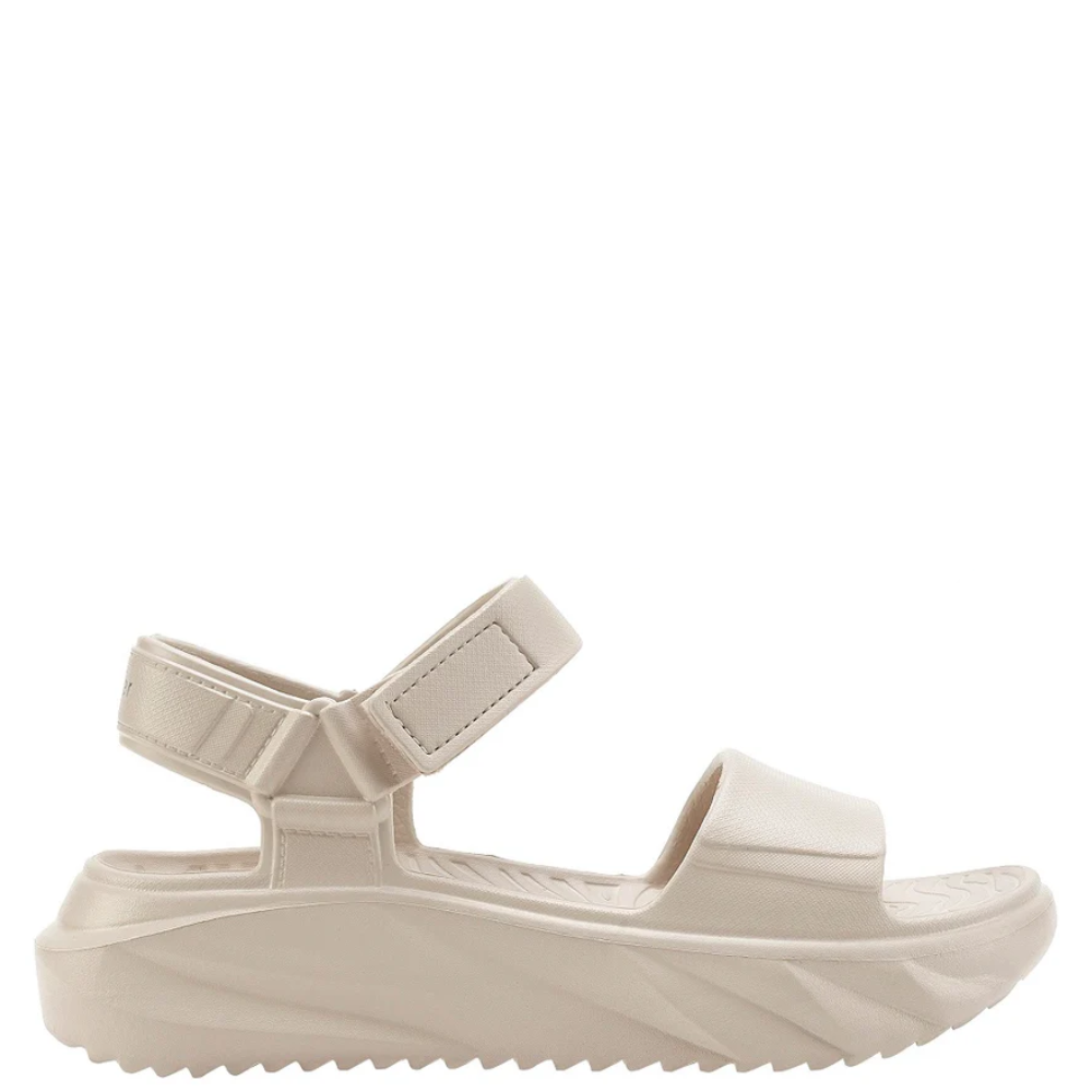 Holster Cloudnine Women's Platform Sandal