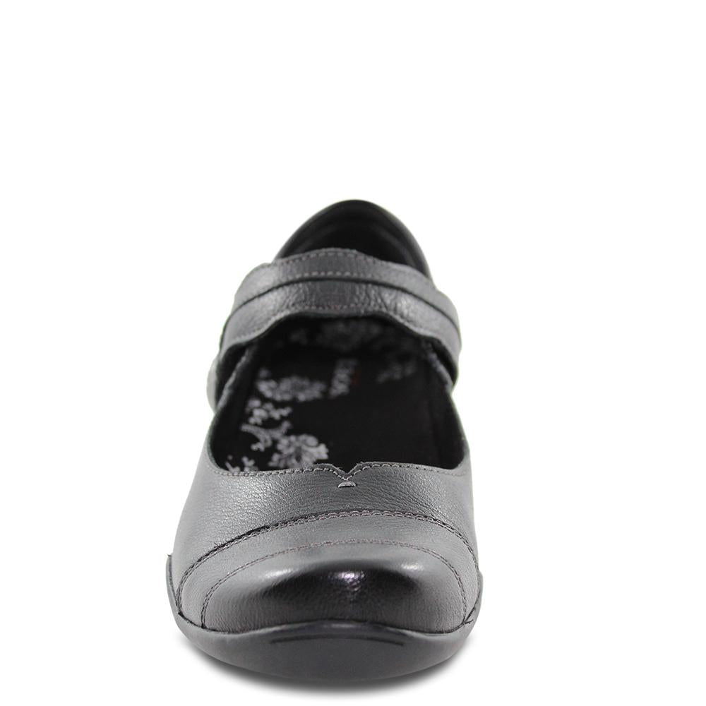 Taos Applause Black Womens flat shoe