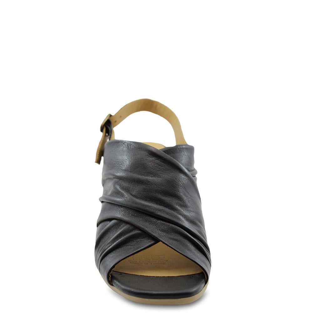 Bueno Violin Black Womens Sandal