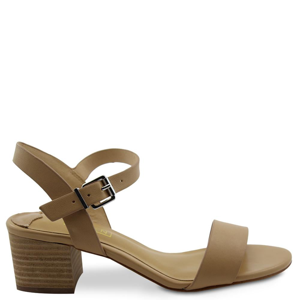 Siren Newman Seashell Womens Sandal