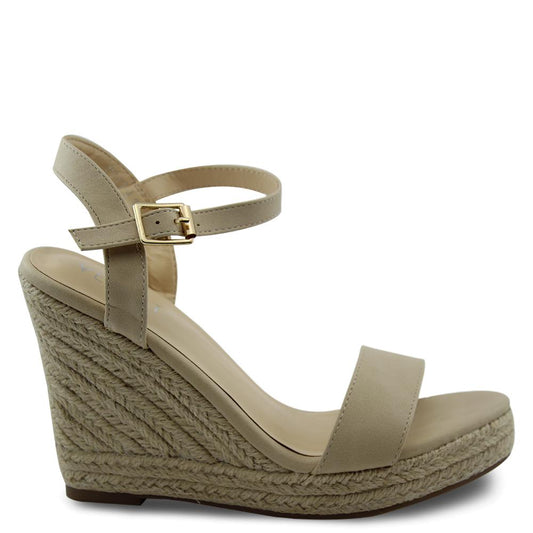 Amaya by Verali Nude womens wedge heel