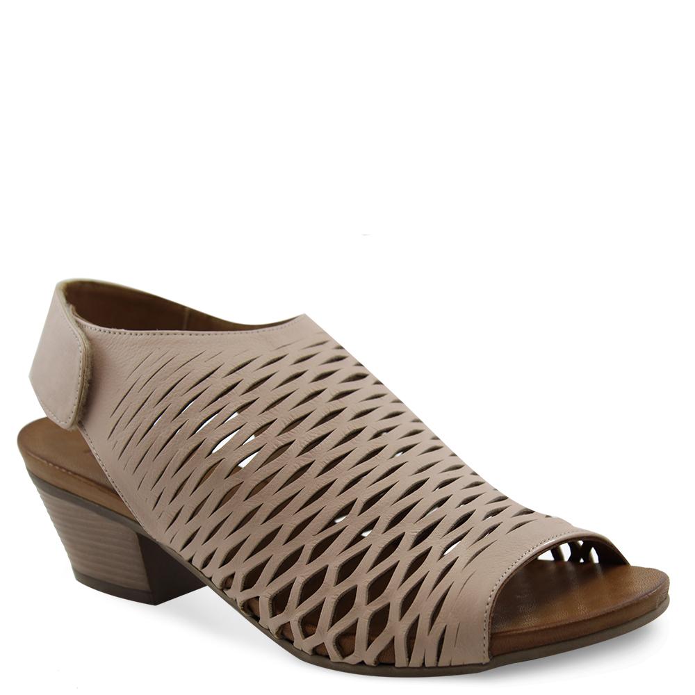 Bueno Ruby Cameo Womens Sandal