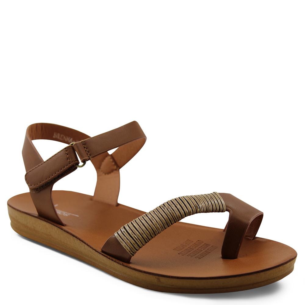 BRENNA FLAT SANDAL