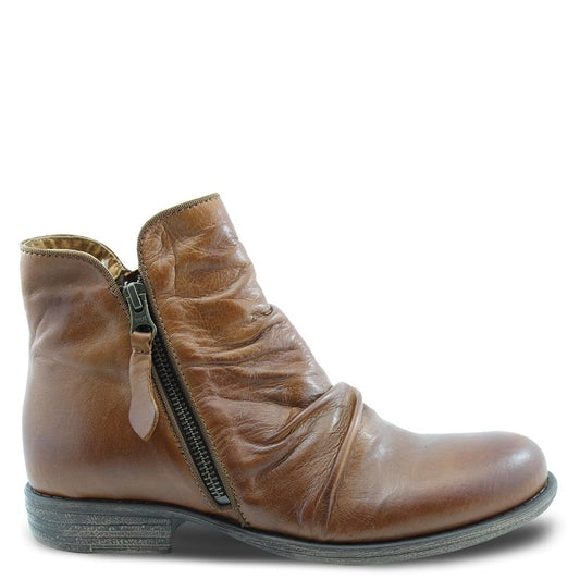 Eos Willet Brandy Womens Flat Boot