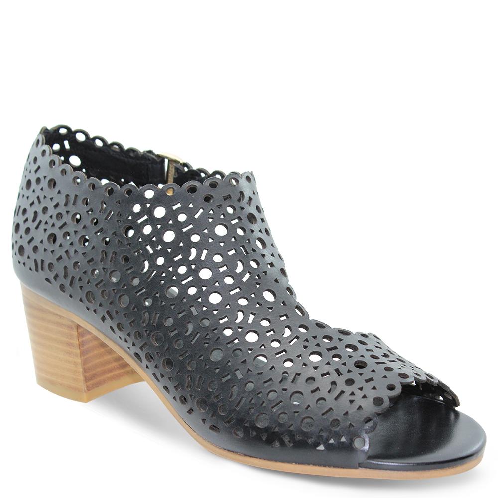 Django & Juliette Byrd womens heel sandal black