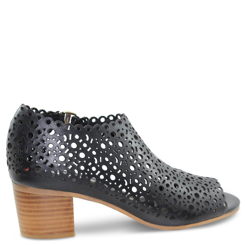 Django & Juliette Byrd womens heel sandal black