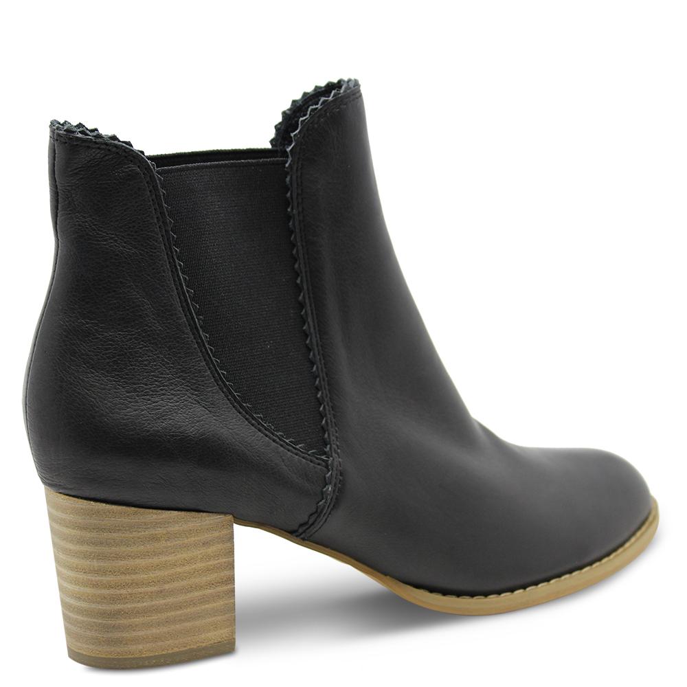 Django & Juliette Sadore Black Womens Boot