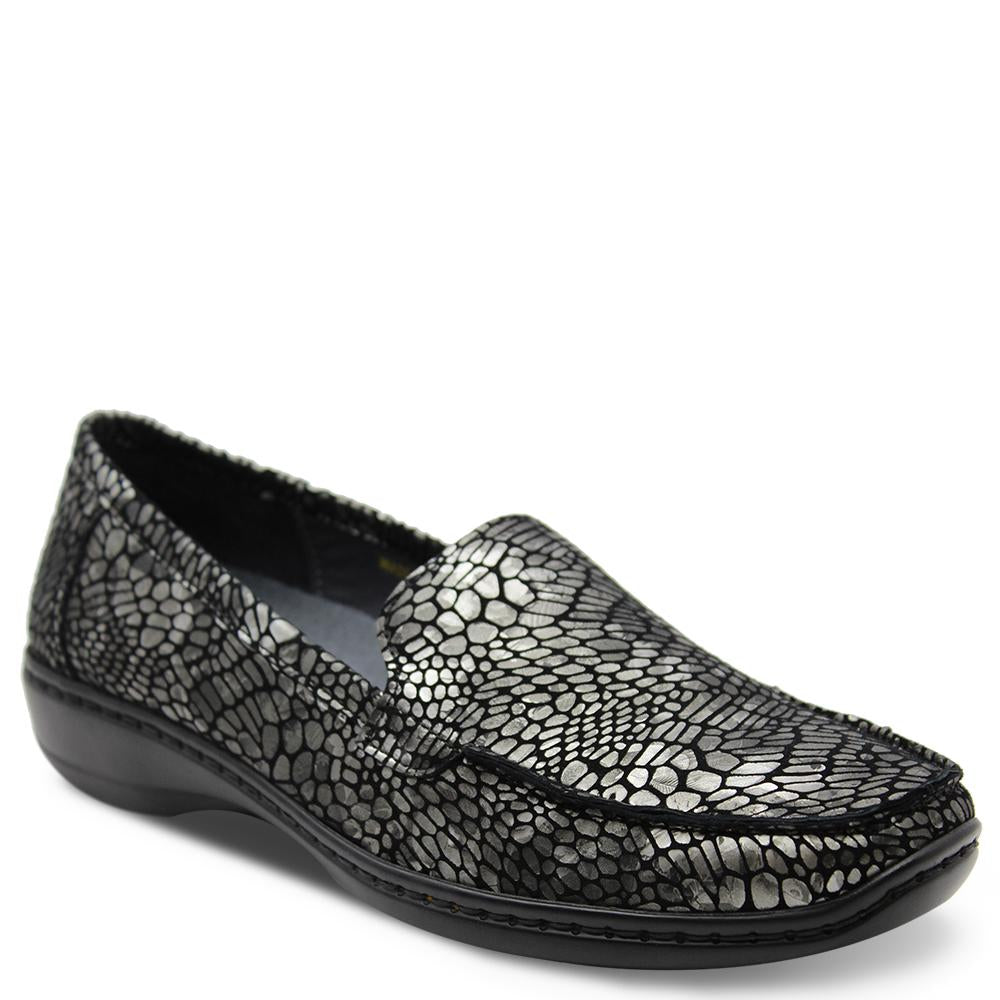 Cassini May Pewter Womens Moccasin