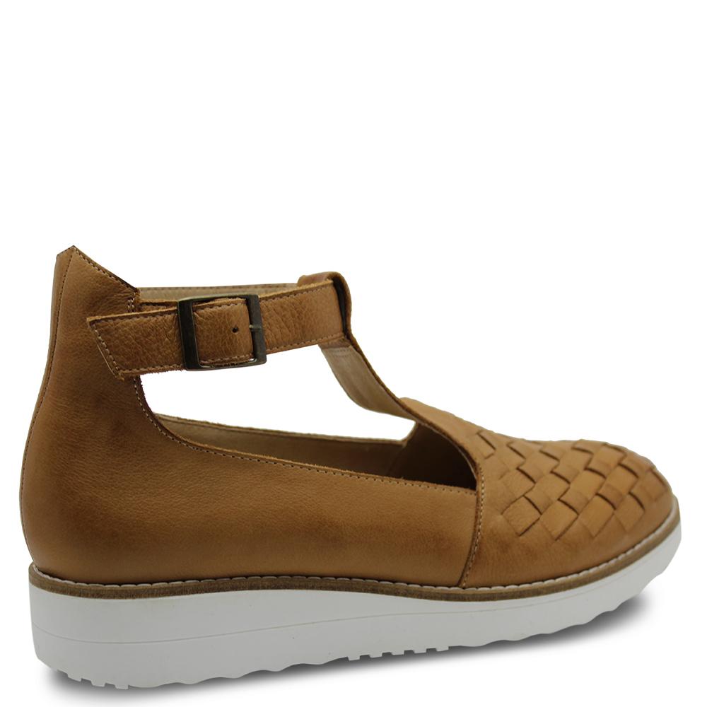 Top End Oddie Tan/White Womens Shoe