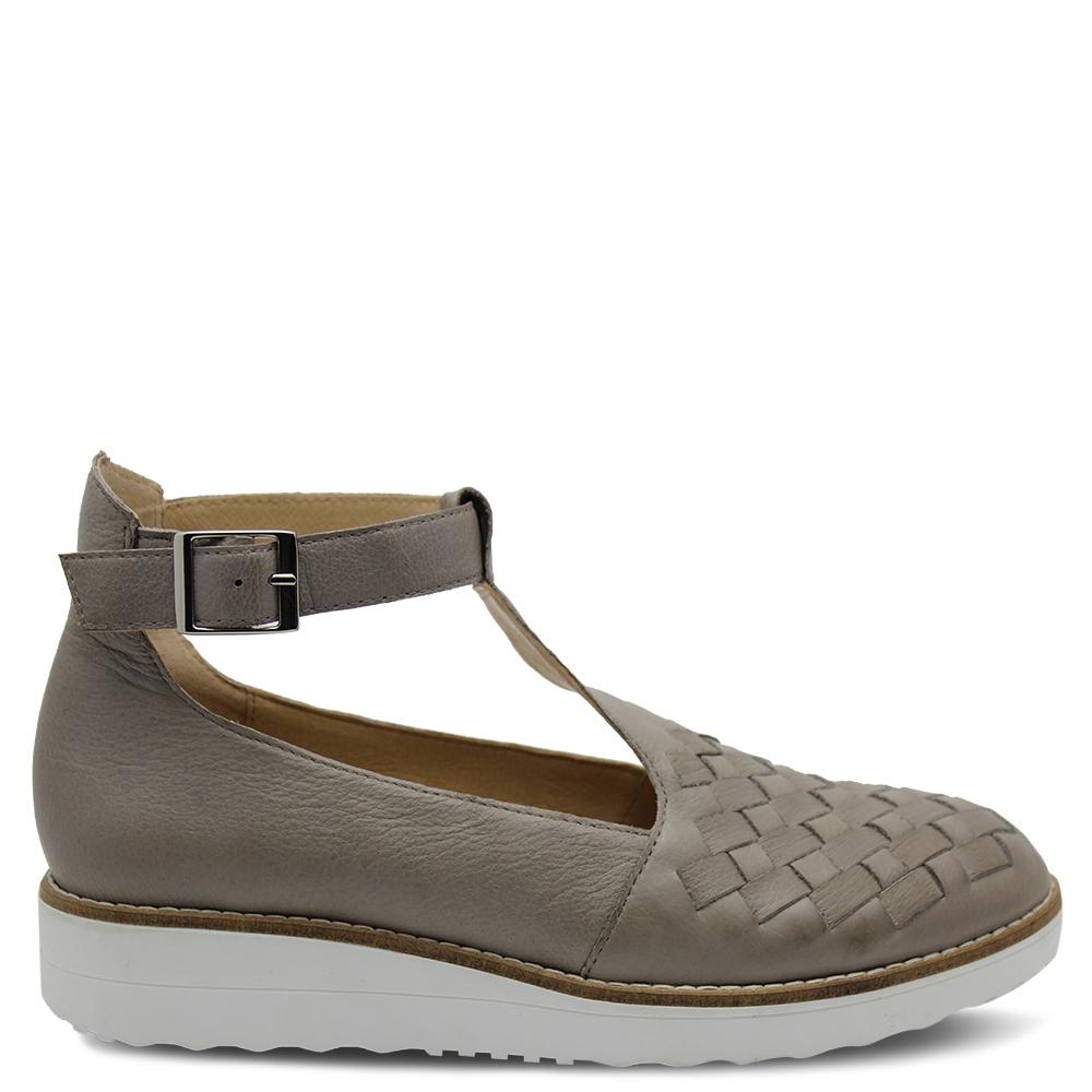 Top End Oddie Tan/White Womens Shoe