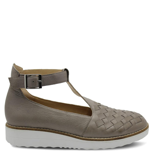 Top End Oddie Tan/White Womens Shoe