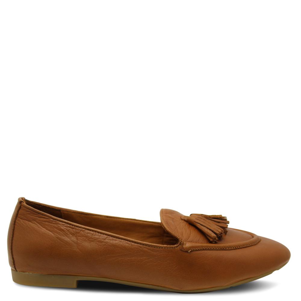 Sala  illy  tan womens flat court