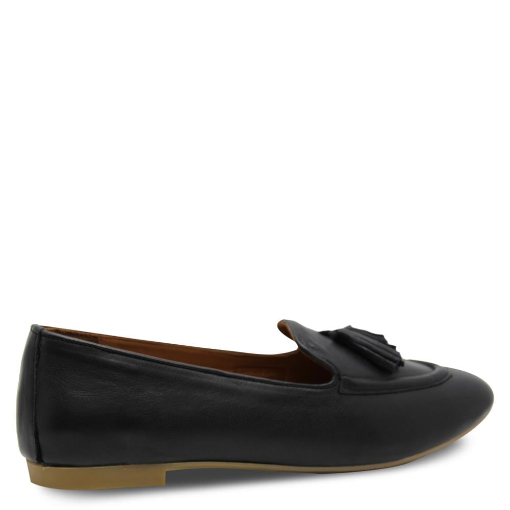 Sala illy black womens flat court