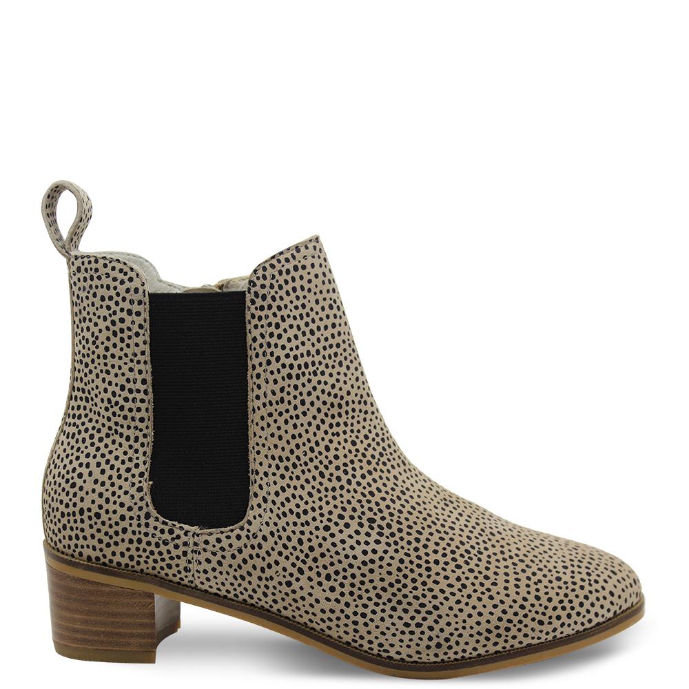 Frankie4 Rach leopard Womens boot