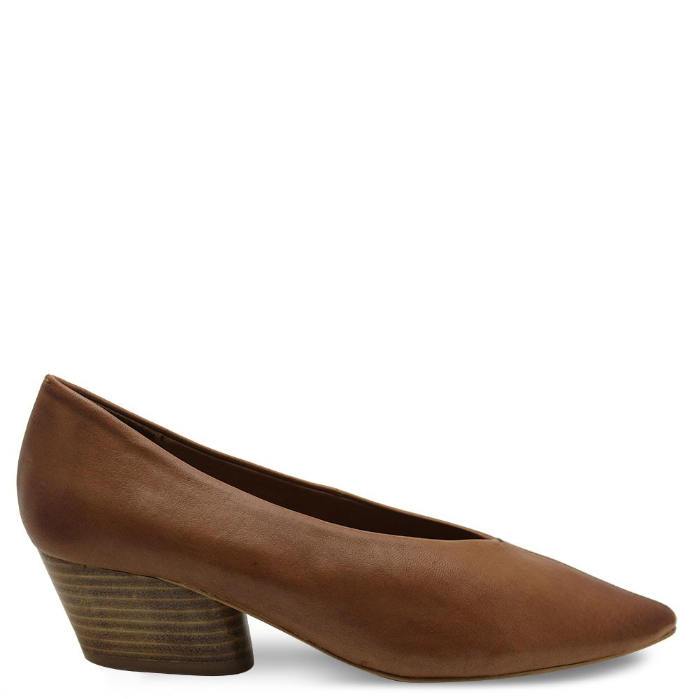 Eos Hard Womens Heel Court in Brandy
