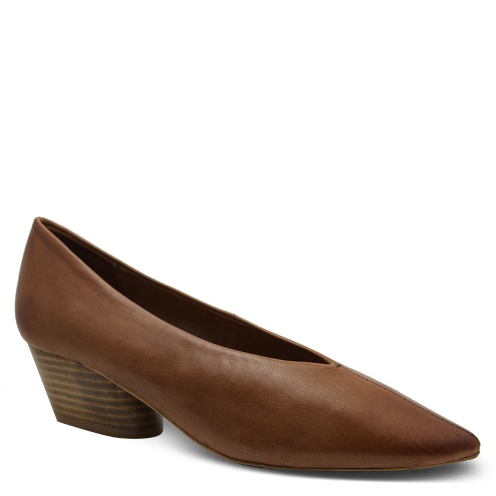 Eos Hard Womens Heel Court in Brandy