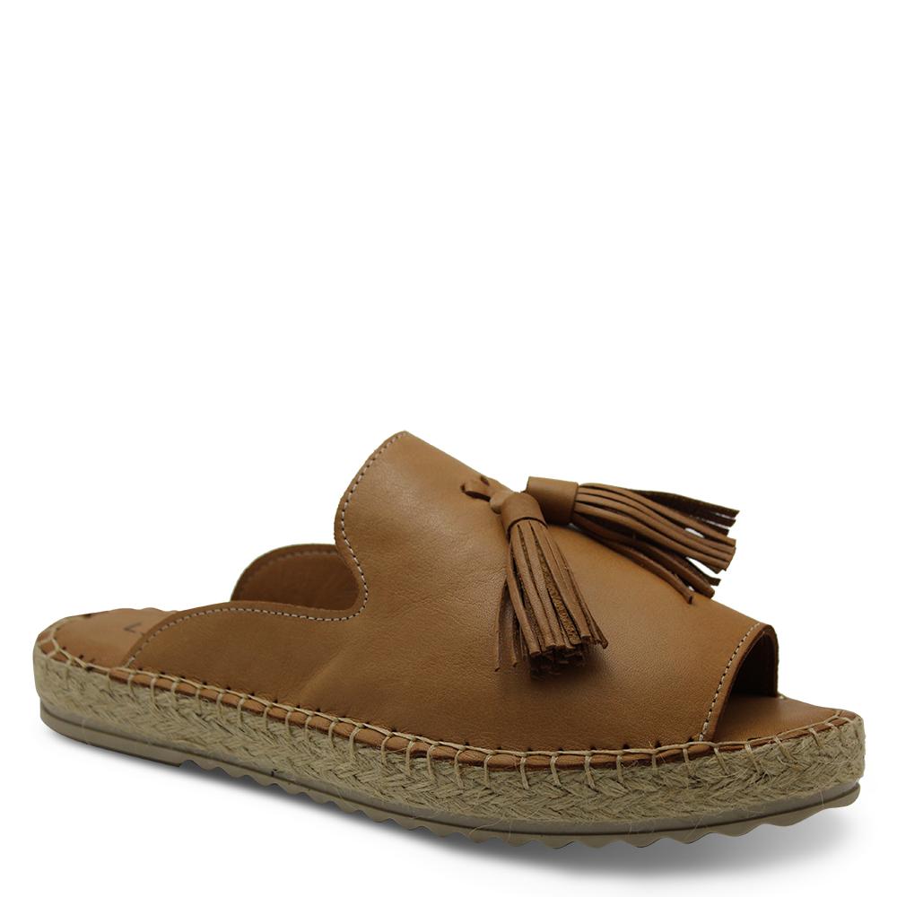 Le Sansa Dolphin Tan Womens Slide