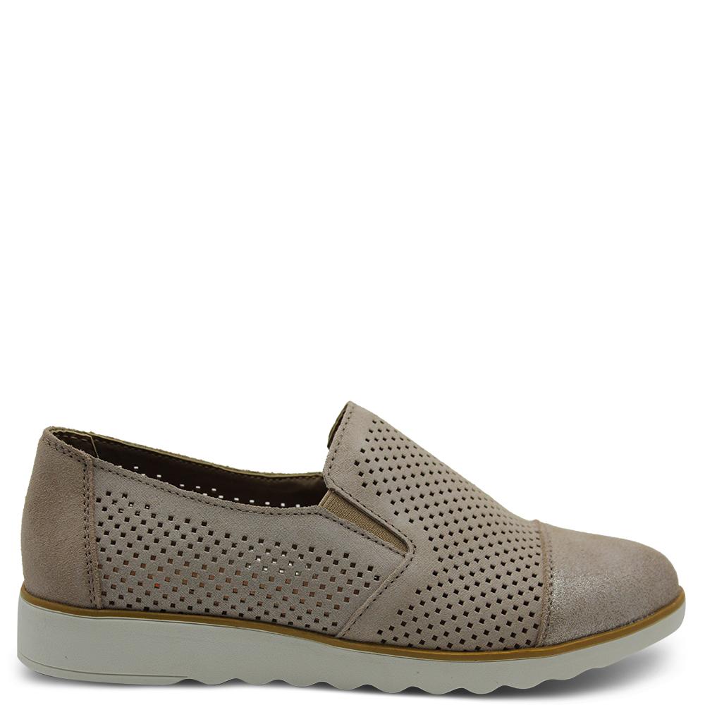 CC Resorts Andrea Nude/Gold Womens Slip On