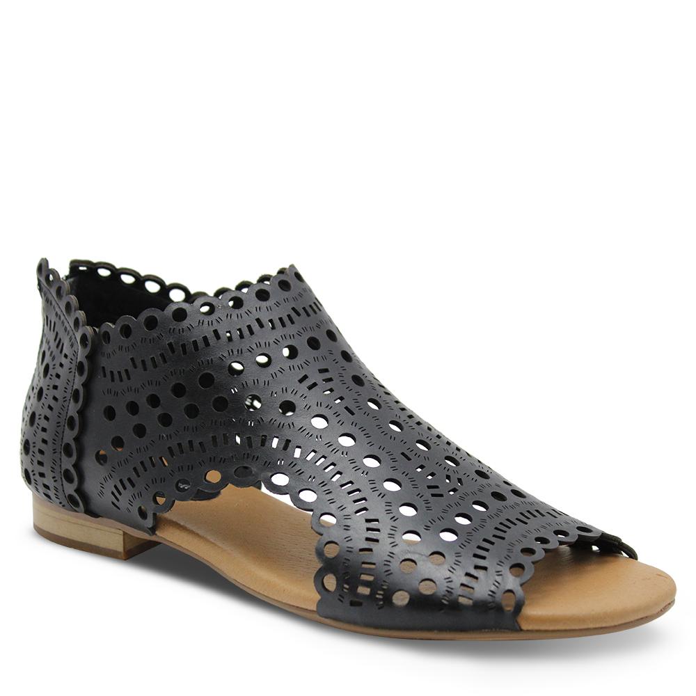 Django & Juliette Powers Black Womens Sandal