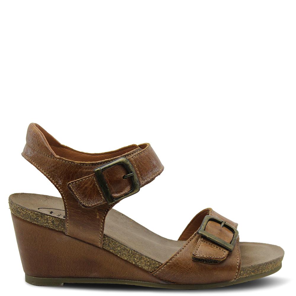 Taos Buckle up Camel Womens Sandal