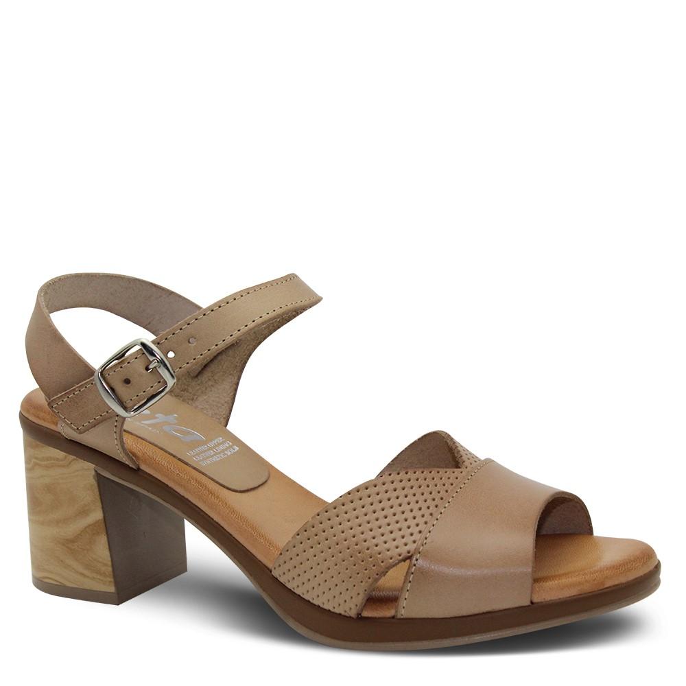 Zeta Beth Camel Womens Sanda