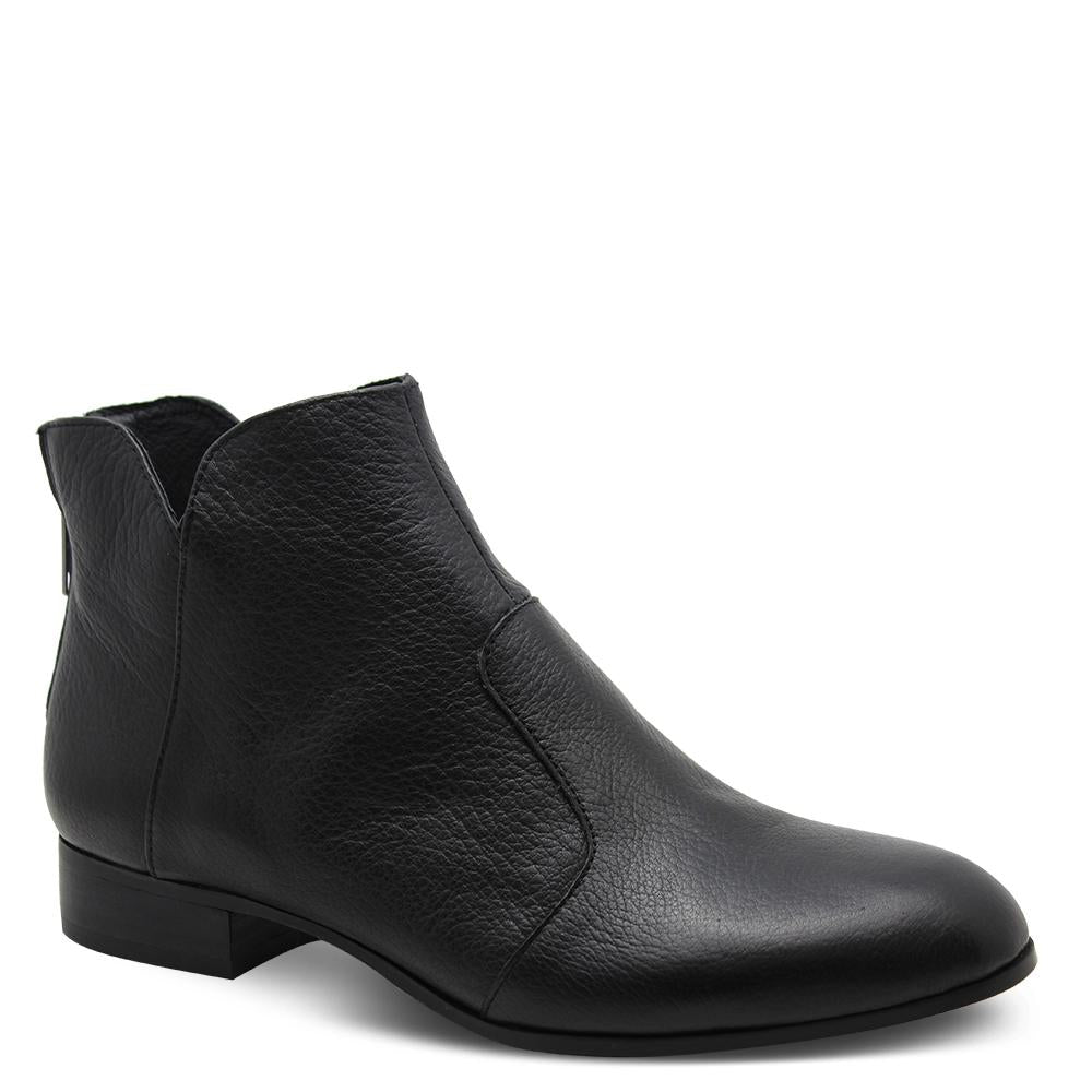 Django & Juliette Fronia Black Womens Boot