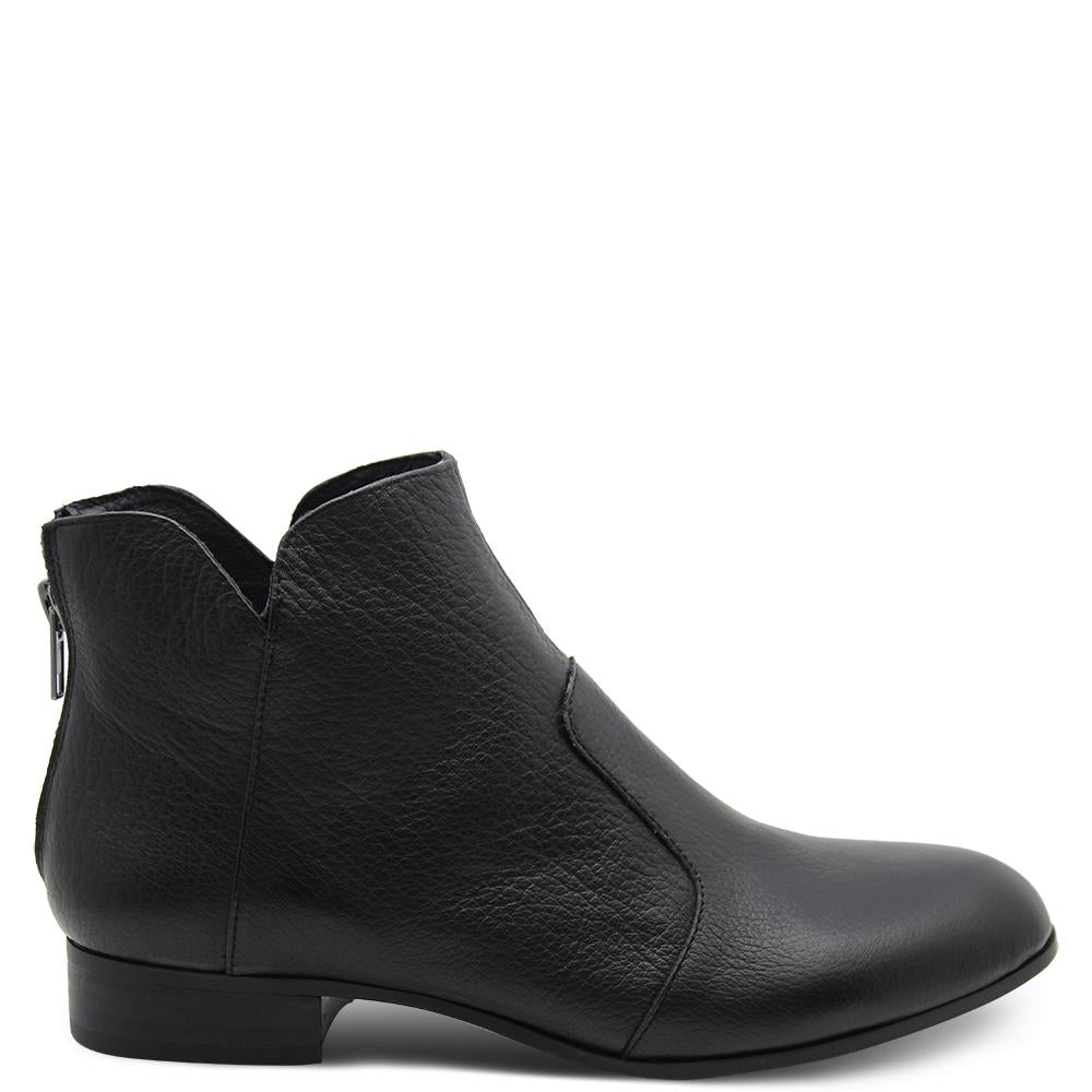 Django & Juliette Fronia Black Womens Boot
