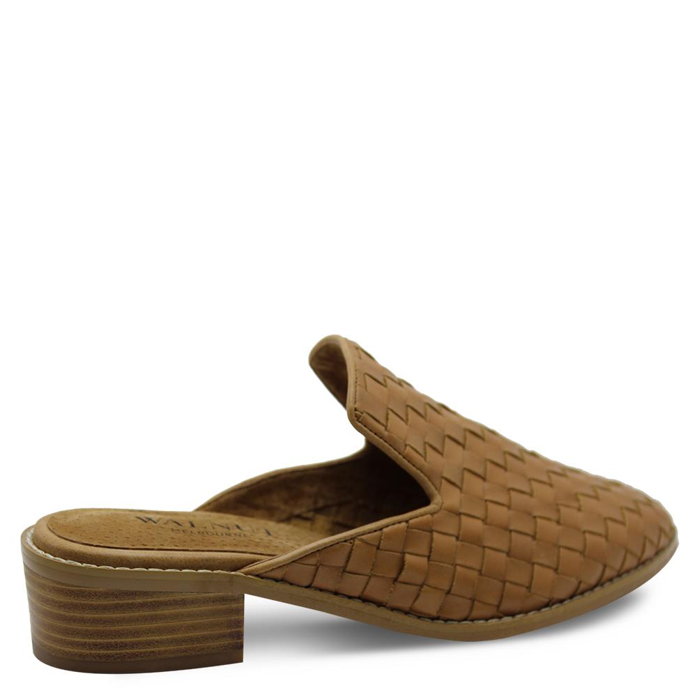 GWEN WOMENS FLAT MULE