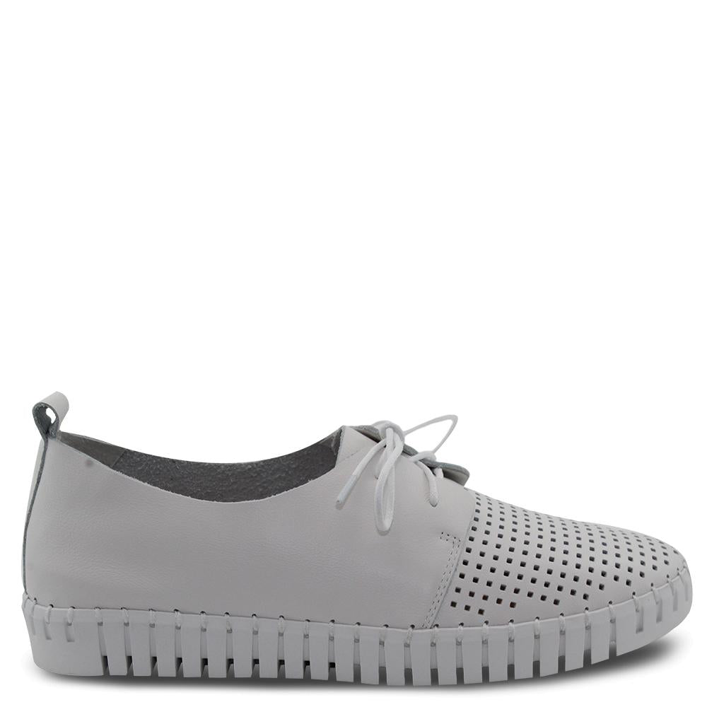 Django & Juliette Huston womens sneaker white